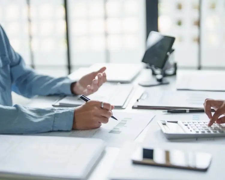 accountant working with client with wealth management services